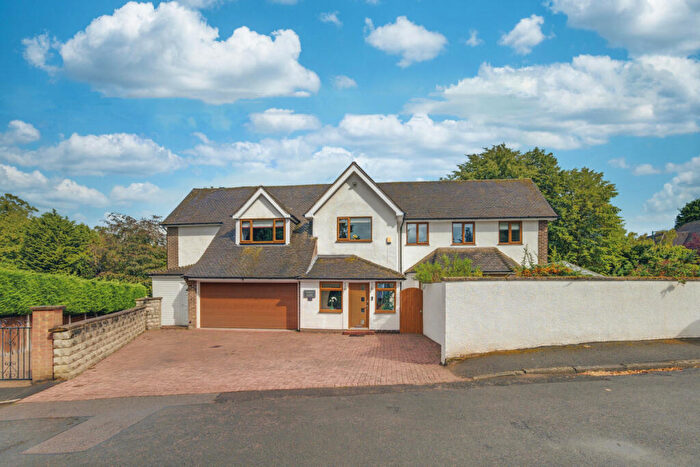4 Bedroom Detached House For Sale In Oundle Drive, Wollaton Park, Nottingham, NG8