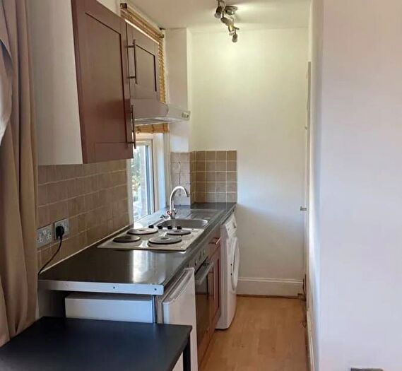 Studio To Rent In Buckley Road, London, NW6