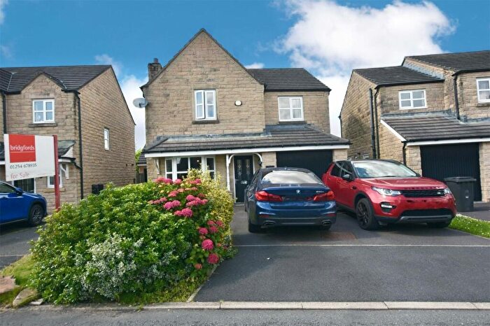 4 Bedroom Detached House For Sale In Spinning Mill Close, Oswaldtwistle, Accrington, Lancashire, BB5