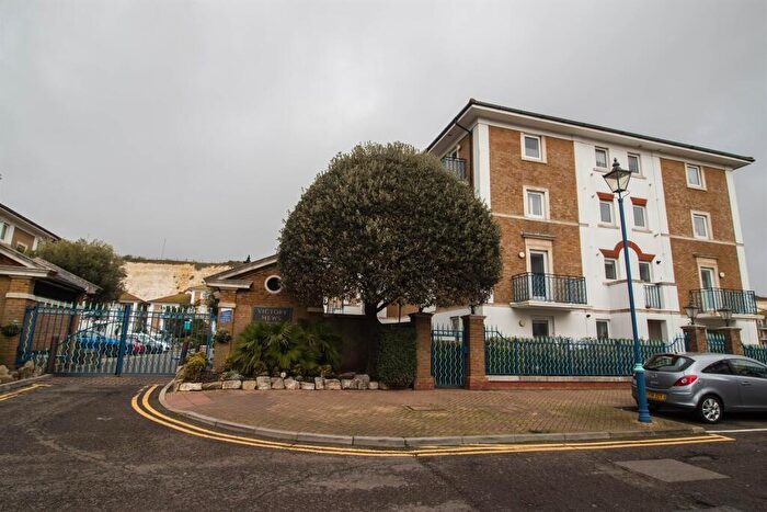 2 Bedroom Apartment For Sale In Victory Mews, The Strand, Brighton Marina Village, BN2