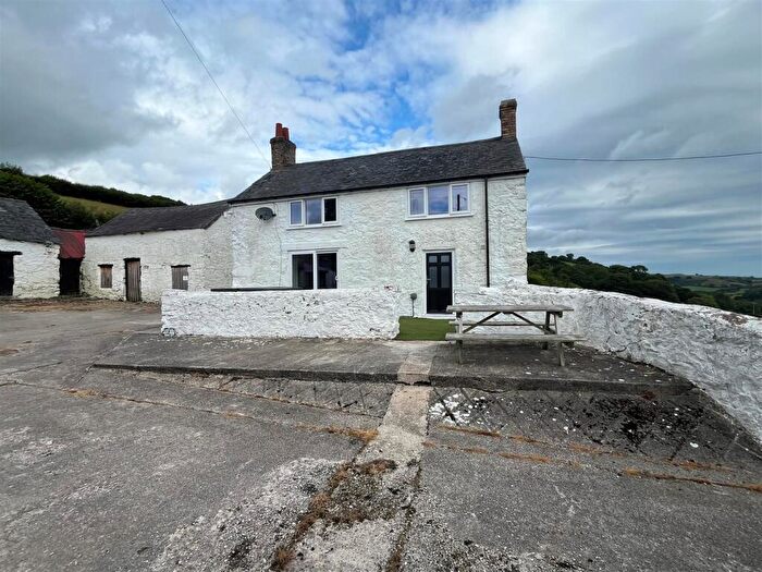 3 Bedroom Detached House To Rent In Llanfairtalhaiarn, LL22