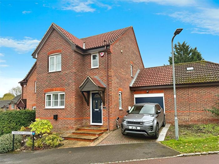 3 Bedroom Detached House For Sale In Tarrant Green, Warfield, Bracknell, RG42