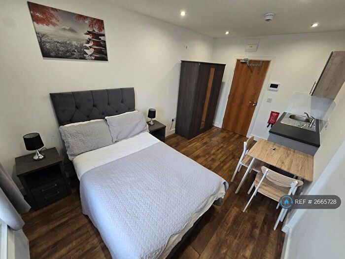 Studio To Rent In The Webberley, Stoke-On-Trent, ST1
