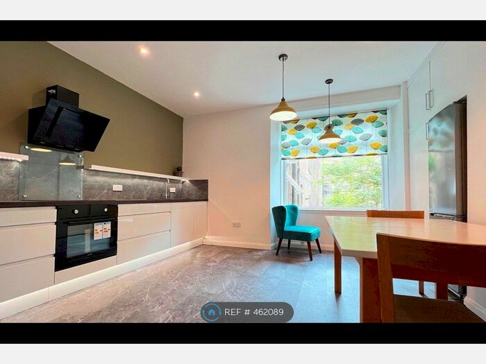 1 Bedroom Flat To Rent In Laurel Street, Glasgow, G11