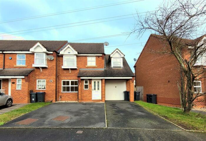 3 Bedroom Terraced House To Rent In Hollingberry Lane, Walmley, Sutton Coldfield, B76