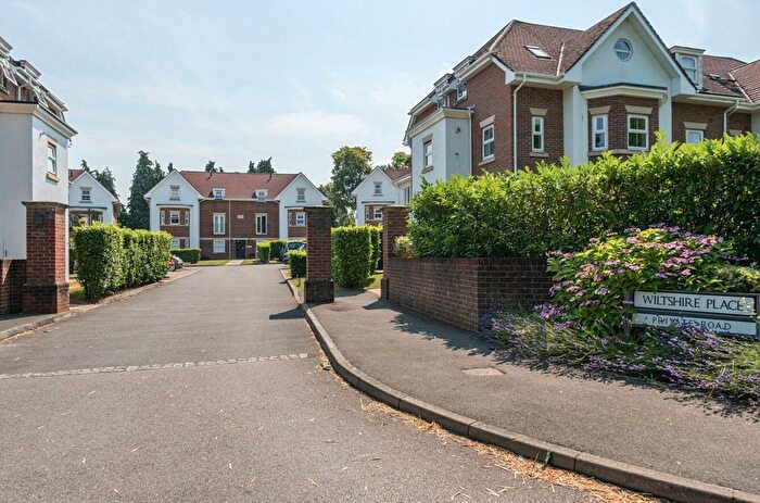 2 Bedroom Flat To Rent In Wiltshire Road, Wokingham, RG40