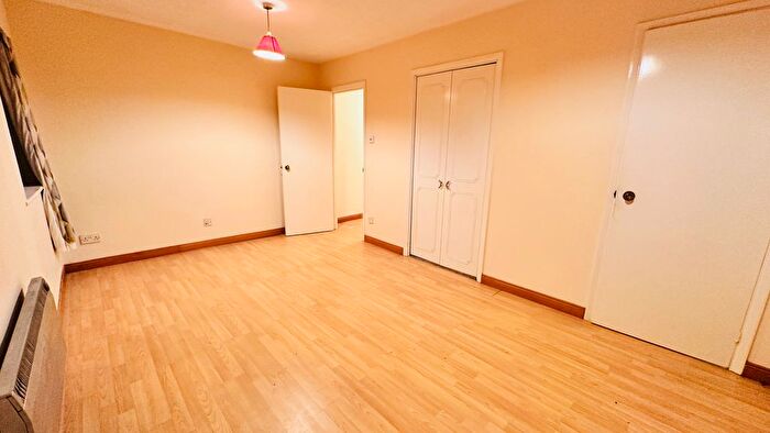 Studio To Rent In Vicars Bridge Close, Wembley, HA0