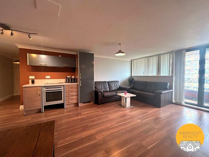 Studio To Rent In Francis Road, Birmingham, B16