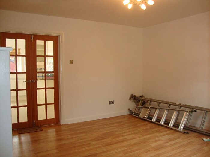 3 Bedroom Terraced House To Rent In Daintry Close, Harrow, HA3