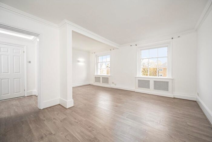 1 Bedroom Flat To Rent In Hamilton Terrace, St John's Wood, London, NW8