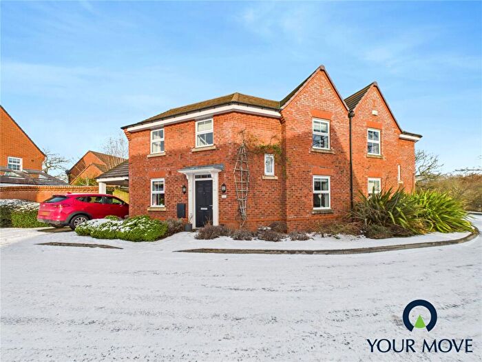 3 Bedroom Semi Detached House For Sale In Ladys Hall Lane, Shirley, Solihull, West Midlands, B90