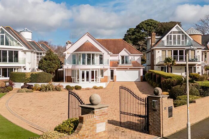 4 Bedroom Detached House For Sale In Brudenell Avenue, Sandbanks, BH13