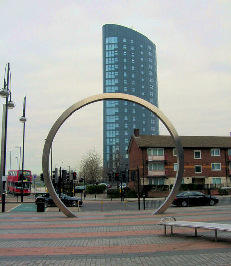 2 Bedroom Flat To Rent In Angel Lane London, E15