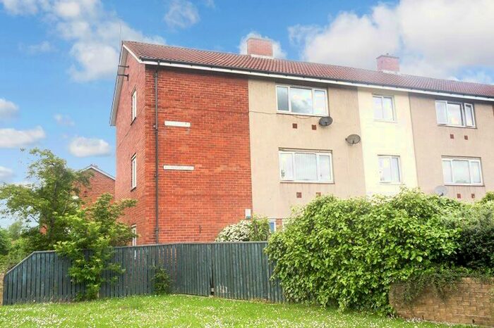 2 Bedroom Flat To Rent In Pennine Way, Longbenton, Newcastle Upon Tyne NE12