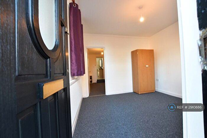 1 Bedroom Maisonette To Rent In Tennyson Road, Luton, LU1