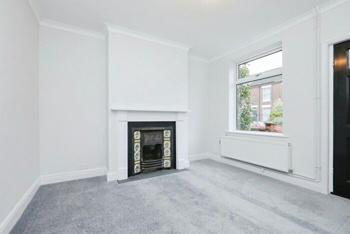 3 Bedroom Terraced House For Sale In Carshalton Road, Norwich, NR1
