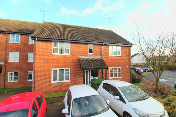1 Bedroom Flat To Rent In Twyford Road, St Albans, Hertfordshire, AL4