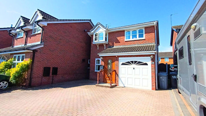 3 Bedroom Detached House For Sale In Nightingale Close, Middlewich, CW10