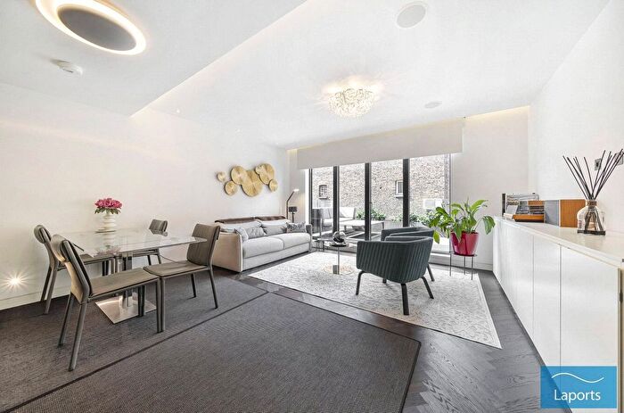 2 Bedroom Flat To Rent In Bedfordbury, London, WC2N