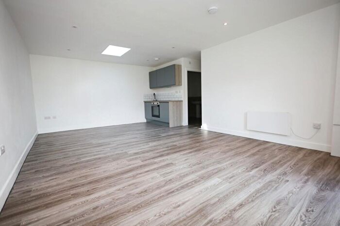 1 Bedroom Flat To Rent In Woodend Road, Bournemouth, BH9