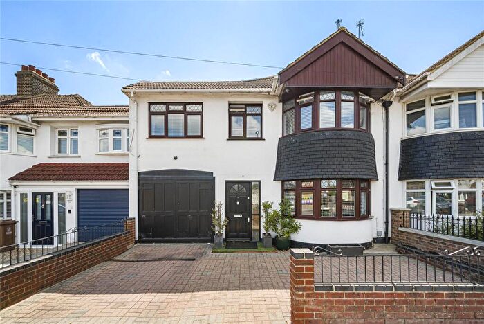 5 Bedroom Semi Detached House For Sale In Wrotham Road, Welling, Kent, DA16