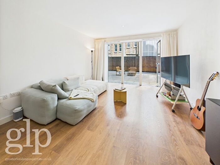 1 Bedroom Flat To Rent In Dufours Place, London, Greater London, Soho, W1F