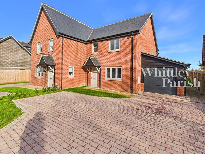 3 Bedroom Semi Detached House For Sale In The Street, Wattisfield, IP22