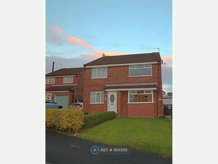 2 Bedroom Semi-Detached House To Rent In Fitzjohn Close, Malton, YO17