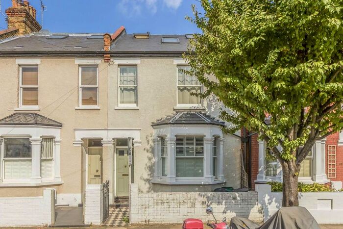 5 Bedroom Terraced House To Rent In Littleton Street, London, SW18