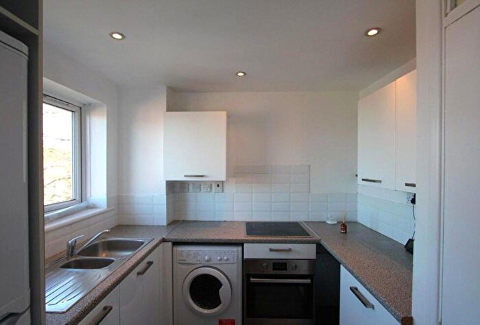 1 Bedroom Flat To Rent In North Hyde Road, Hayes, London, UB3