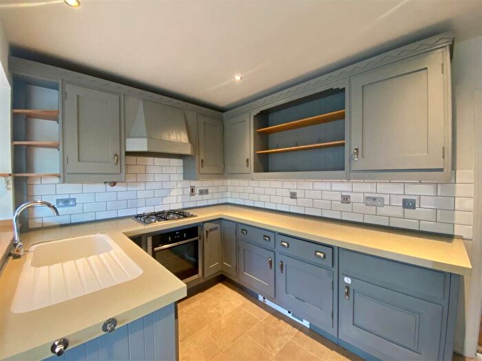 3 Bedroom House To Rent In Hill Burn, Bristol, BS9
