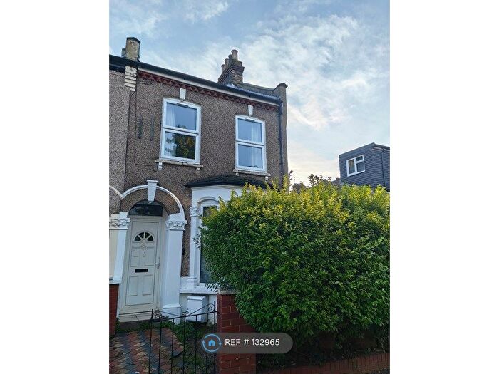 1 Bedroom Flat To Rent In Westdown Road, London, E15