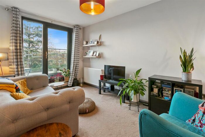 1 Bedroom Flat To Rent In Tulse Hill, London, SW2