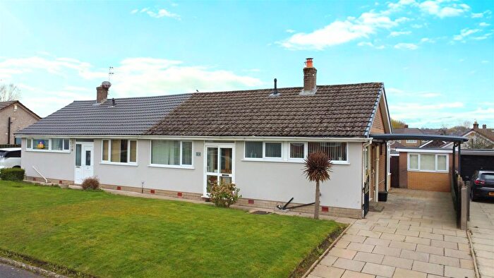 2 Bedroom Semi Detached Bungalow For Sale In Trent Road, Billinge, Wigan, WN5