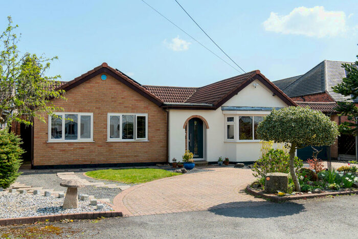 4 Bedroom Detached Bungalow For Sale In Brick Kiln Lane, Shepshed, LE12