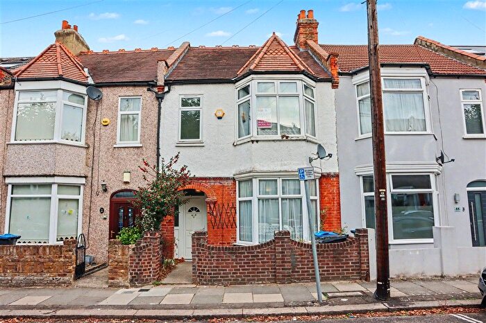 3 Bedroom Terraced House For Sale In Caithness Road, Mitcham, CR4