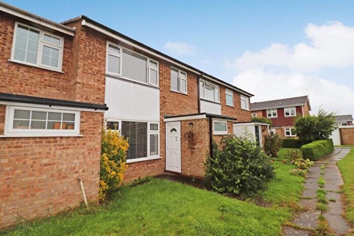 3 Bedroom Terraced House For Sale In Gorse Walk, Hazlemere, HP15