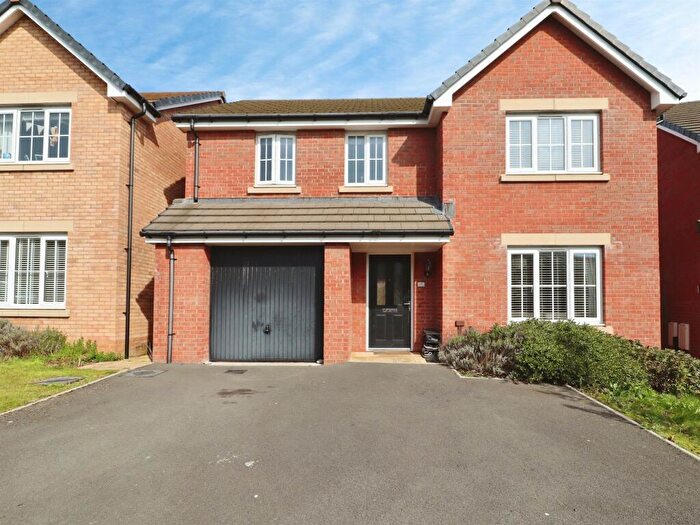 4 Bedroom Detached House For Sale In Railway Road, Rhoose, Barry, CF62