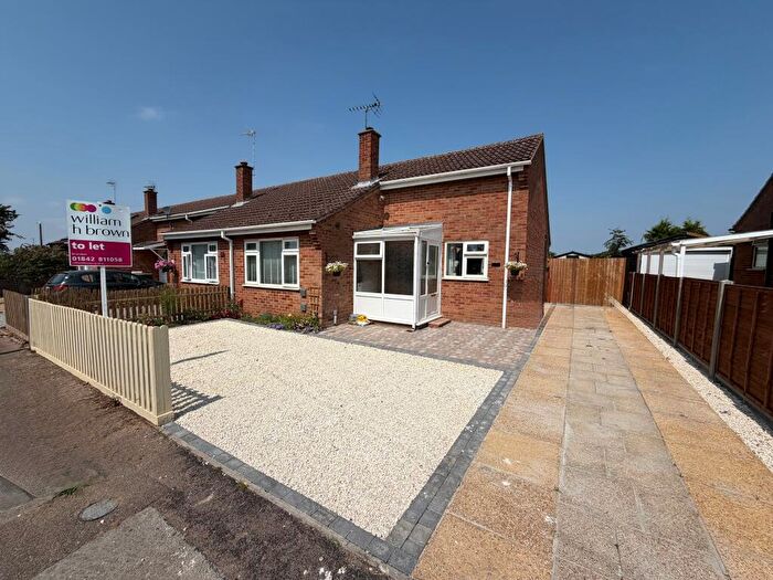 2 Bedroom Bungalow To Rent In Roebuck Drive, Lakenheath, Brandon, IP27