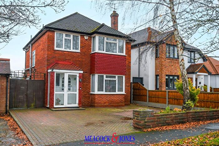 4 Bedroom Detached House For Sale In Sebastian Avenue, Shenfield, Brentwood, CM15