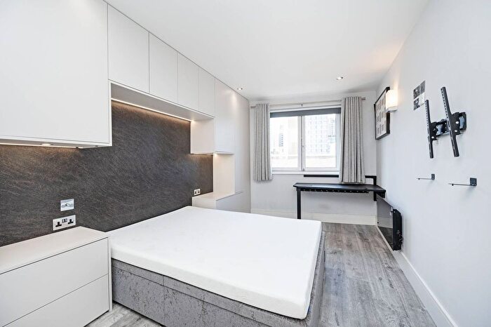 1 Bedroom Flat To Rent In Plumbers Row, Aldgate, London, E1