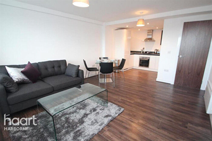 2 Bedroom Apartment To Rent In Cotton Lofts, Fabric Square, B12