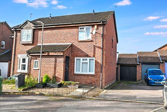 3 Bedroom Semi Detached House For Sale In Pemberton Gardens, Calcot, Reading, RG31