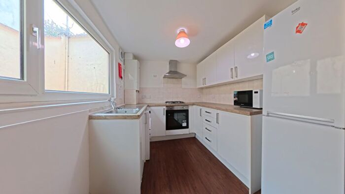 4 Bedroom Terraced House To Rent In Viaduct Road, Brighton, BN1