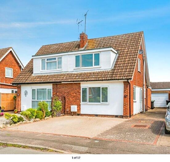 3 Bedroom Semi Detached House For Sale In Fairoaks Drive, Raunds, Wellingborough, NN9
