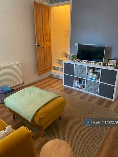 2 Bedroom Terraced House To Rent In Wallace Road, Selly Park, Birmingham, B29