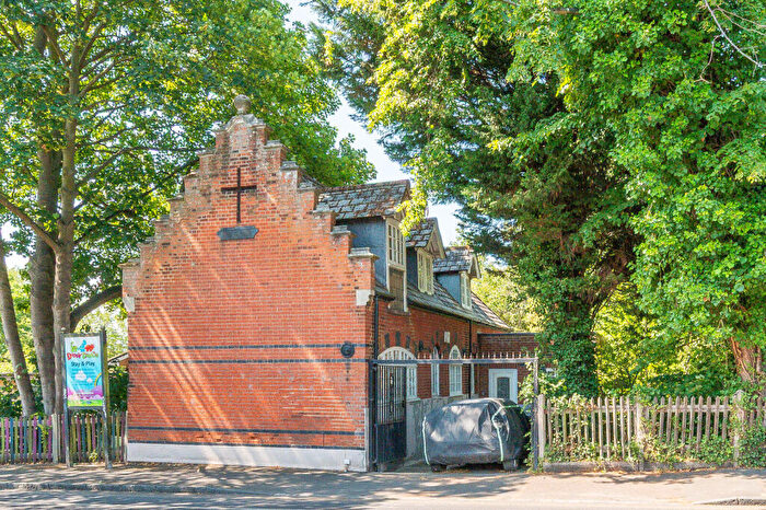 3 Bedroom House For Sale In Crystal Palace Park Road, Sydenham, London, SE26