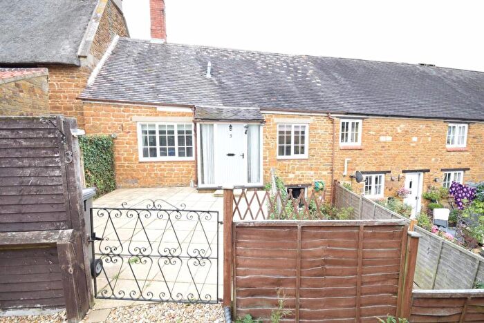 2 Bedroom Terraced Bungalow For Sale In The Malting, Desborough Road, Rothwell, NN14
