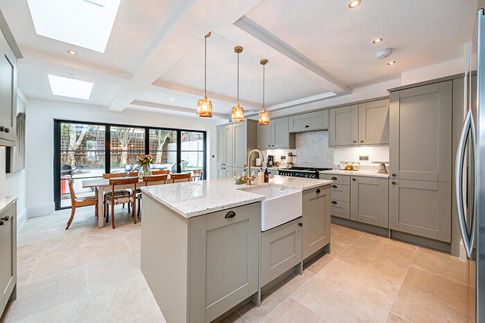 4 Bedroom Terraced House For Sale In Dagnan Road, London, SW12