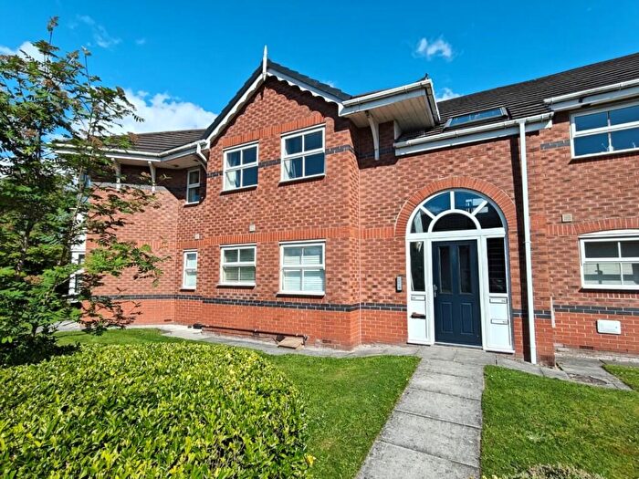 2 Bedroom Flat To Rent In Gratrix Lane, Sale, Greater Manchester, M33